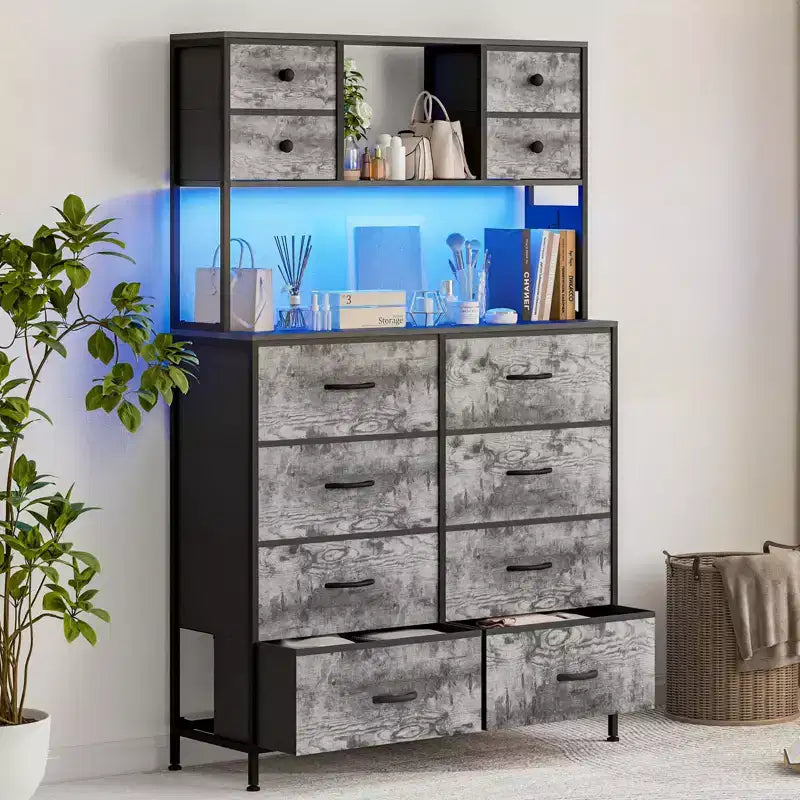 Comò per camera da letto, cassettiera in tessuto con ripiani aperti, piano in legno, organizer con struttura in metallo