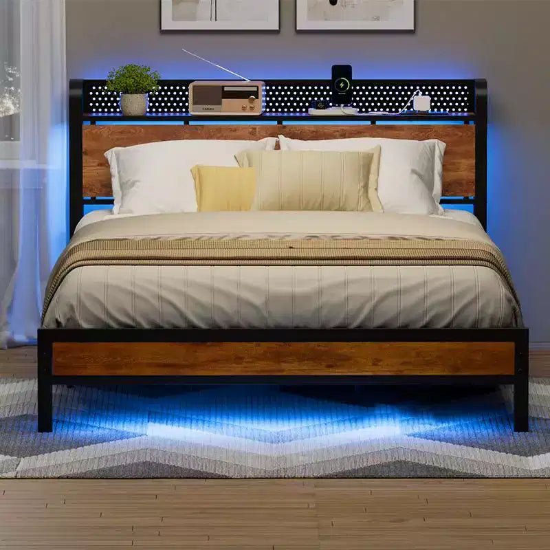 Struttura letto matrimoniale Queen in stile industriale con stazione di ricarica, testiera in legno rustico con contenitore, luci LED, piattaforma in metallo, porte USB e supporto per carichi pesanti