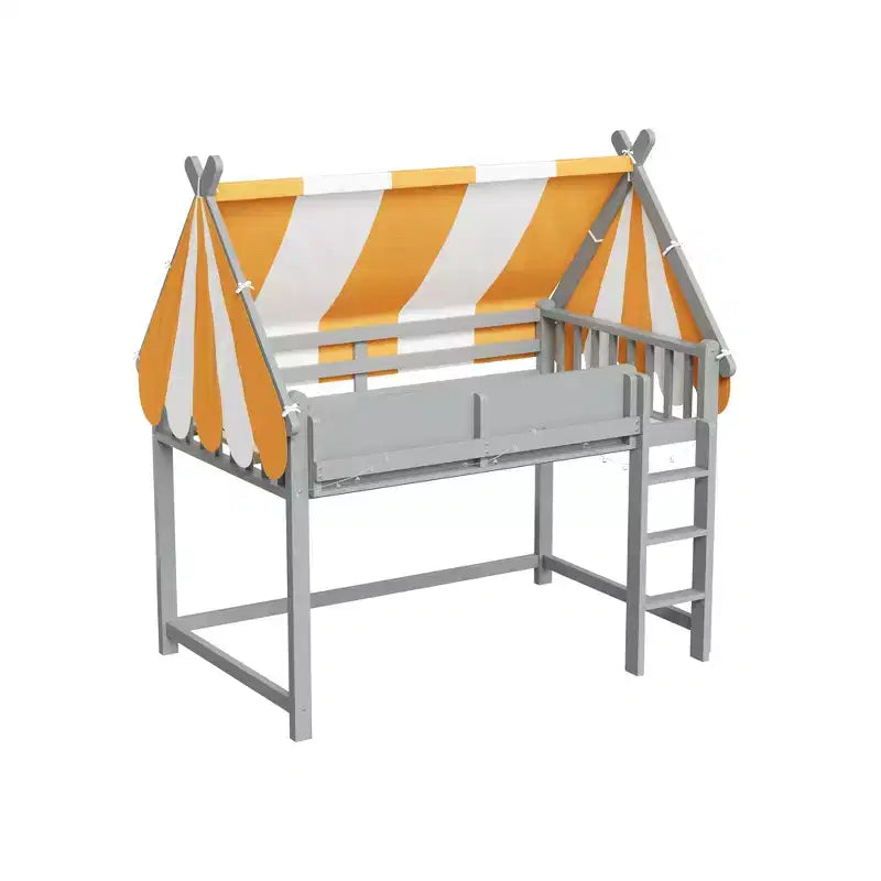 Letto a soppalco con baldacchino a righe bicolore, libreria e scala