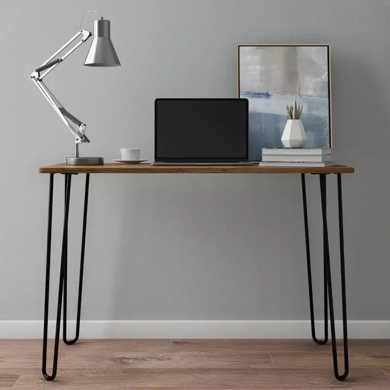 Scrivania con Gambe a Forcina - Arredamento per la Casa in Stile Industriale Moderno - Effetto Venature del Legno e Dettagli in Acciaio