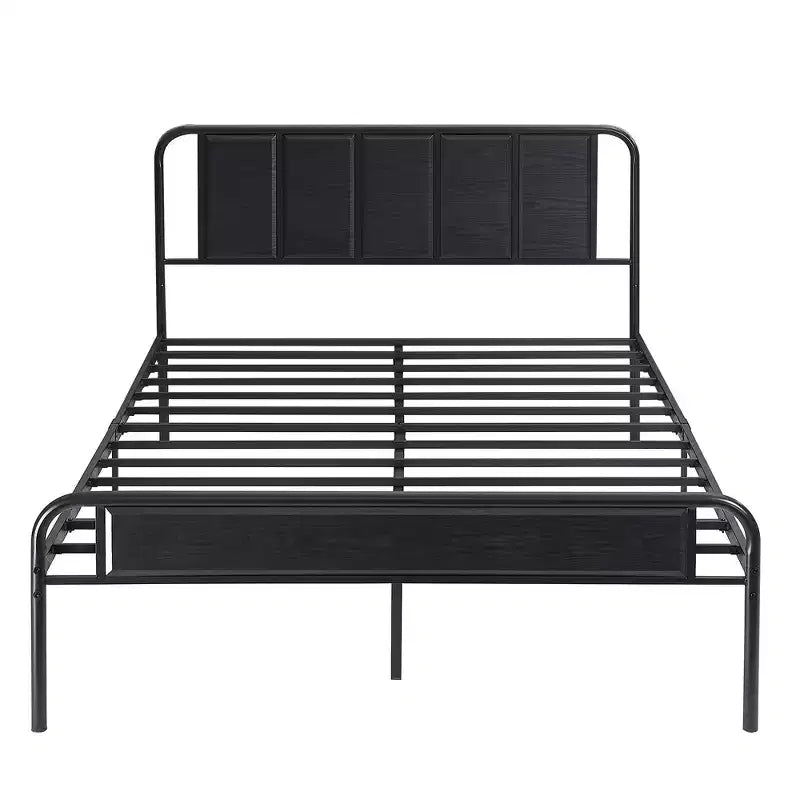 Struttura letto con testiera in legno industriale