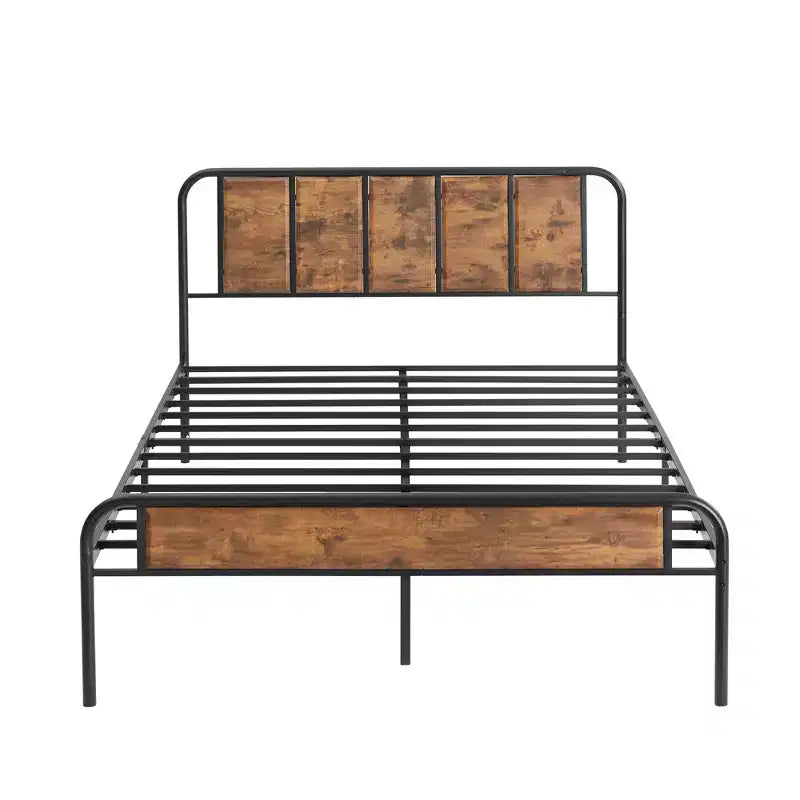 Struttura letto con testiera in legno industriale